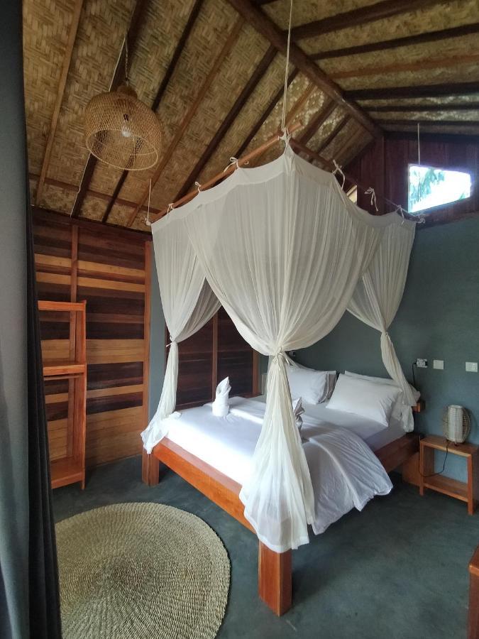 The Geckos Homestay Kelimutu Eksteriør billede